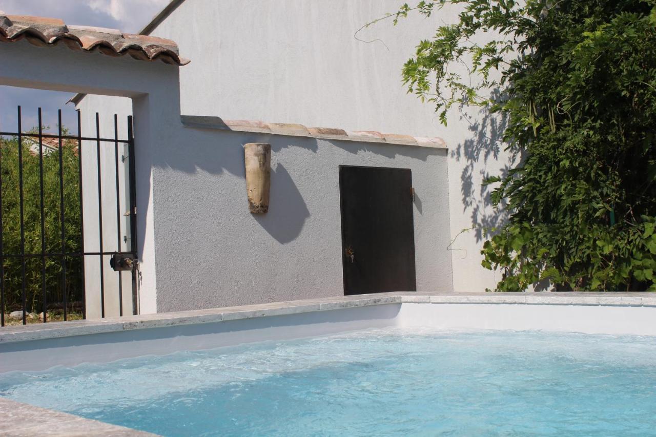 Chez Elles En Provence Vila Nans-les-Pins Exterior foto